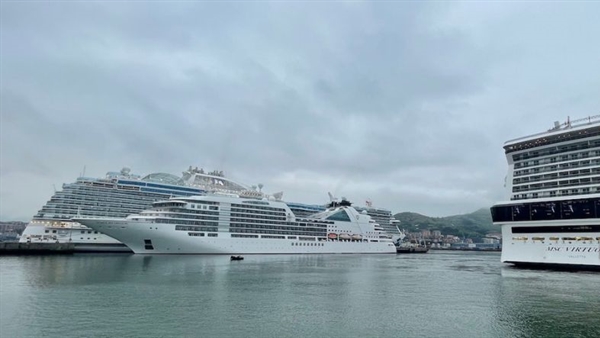 Port of Bilbao  welcomes 5,000 passengers in one day