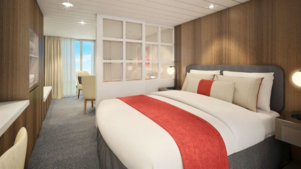 Celebrity Infinity returns to service following refurbishment