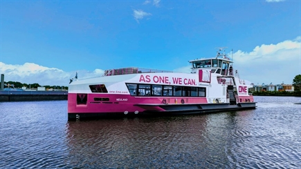 First of three hybrid ferries for the Port of Hamburg commissioned