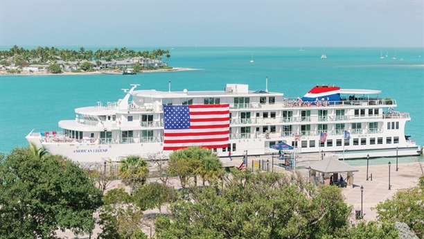 American Cruise Lines christens American Legend in Florida