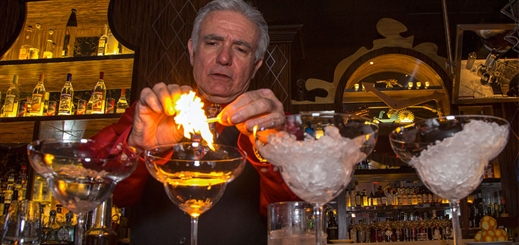 Holland America Line joins with mixologist Dale DeGroff