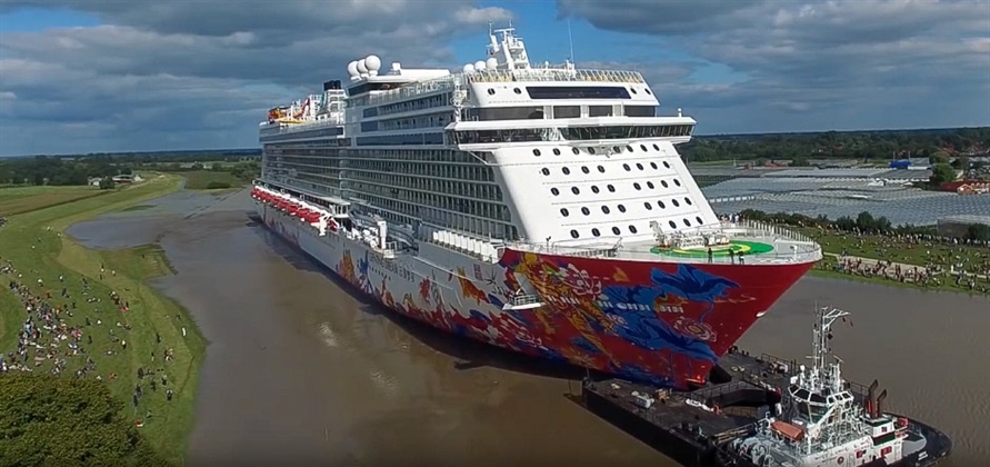 Genting Dream makes debut in Singapore