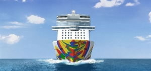 Eduardo Arranz-Bravo designs hull artwork for Norwegian Encore