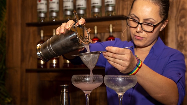 Carnival Cruise Line bartender wins Bacardí competition