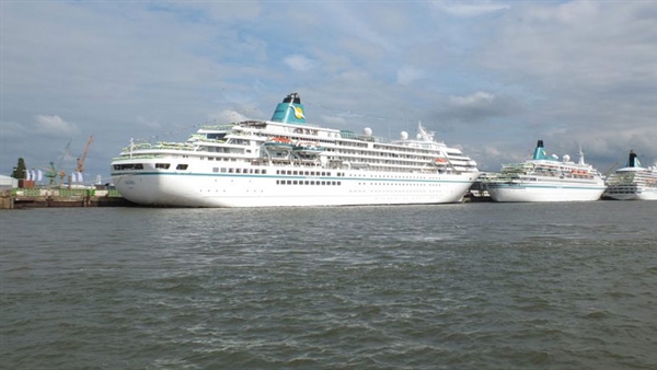 Columbus Cruise Center Bremerhaven breaks cruise passenger record