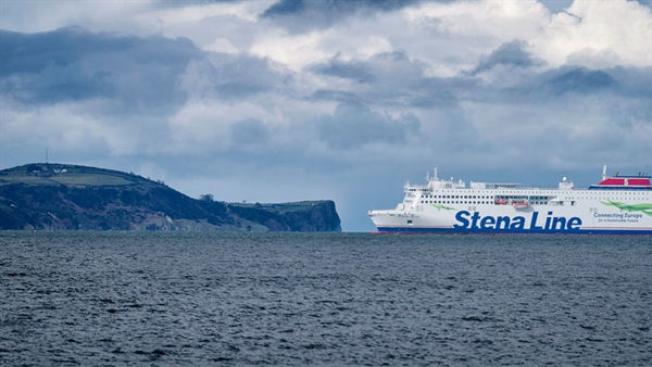 Stena Edda arrives in Northern Ireland