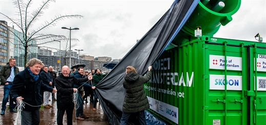 Floating battery service launched in Amsterdam