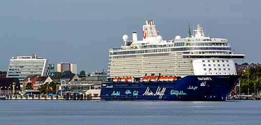 Mein Schiff 3 visits Kiel