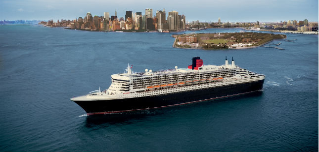 QM2 celebrates anniversary 