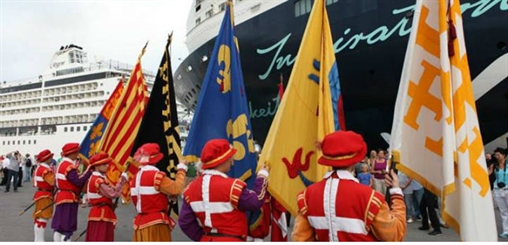 TUI vessels meet in Valletta 